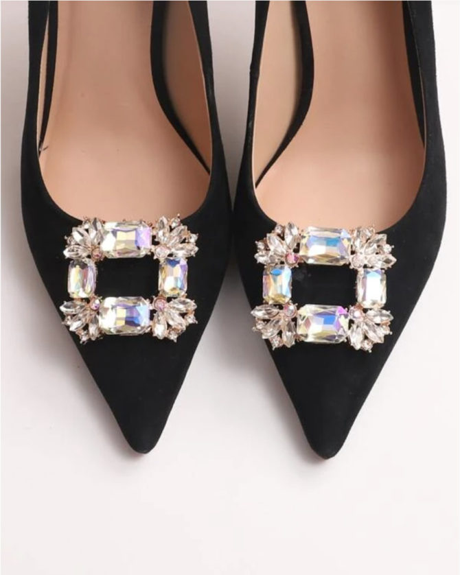 Elegant square shaped shoe clip, with rhinestones, by Avrel.